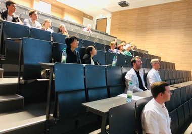 Foto von Prof. Shukunami und Kolleginnen, Besuch am KLH und IZG - Photo of Prof. Shukunami’s lecture at the KLH